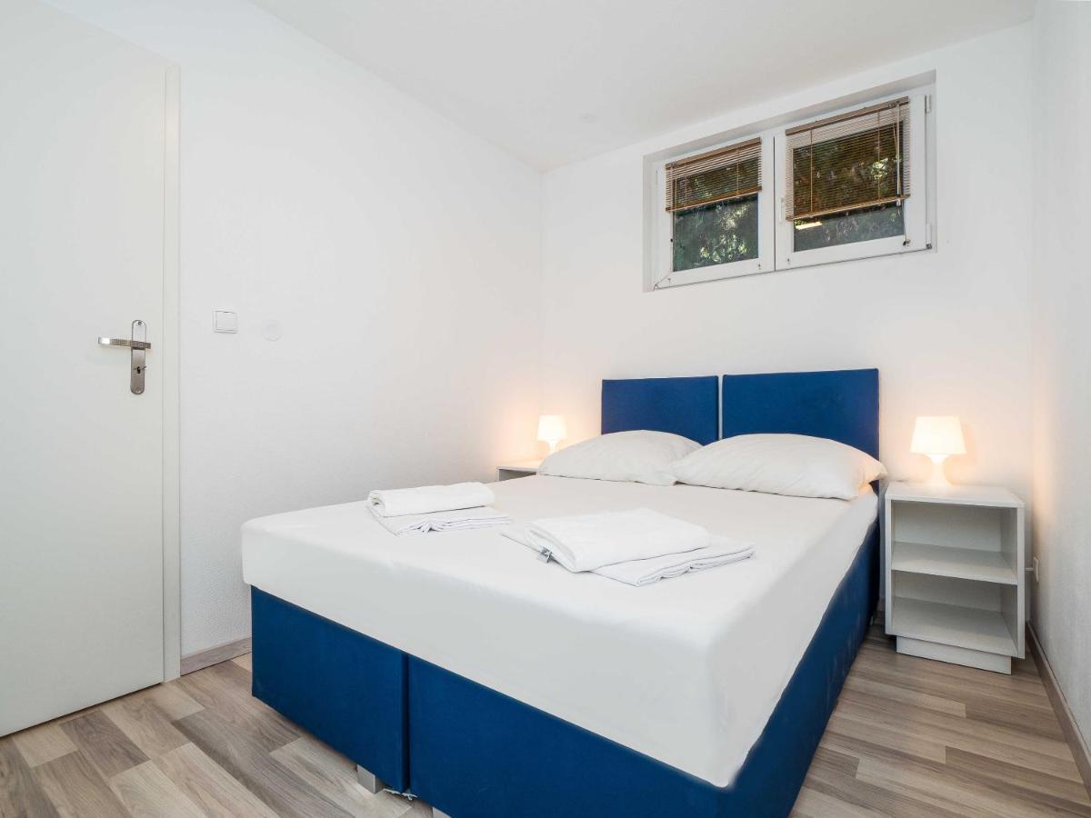 Mediteran Travel Mobile Homes Miran Pirovac Zewnętrze zdjęcie