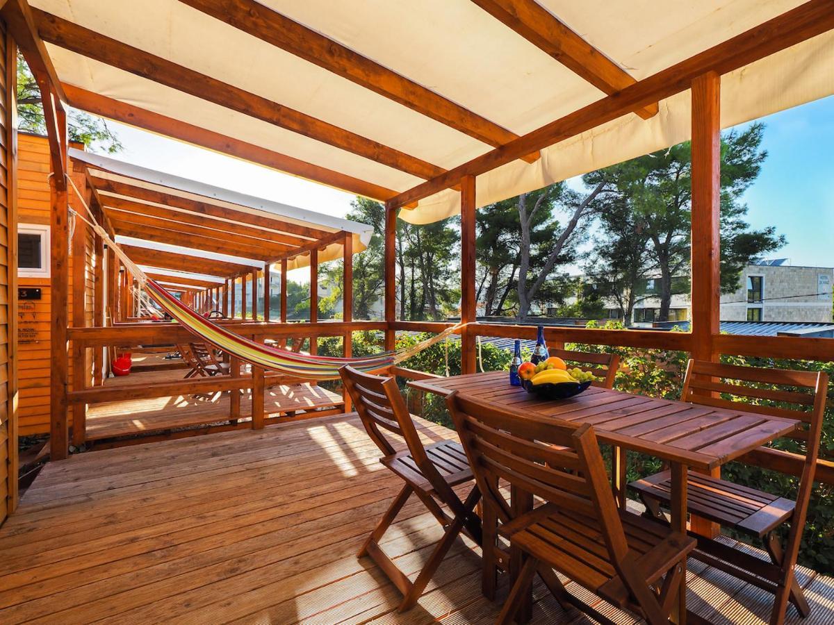 Mediteran Travel Mobile Homes Miran Pirovac Zewnętrze zdjęcie