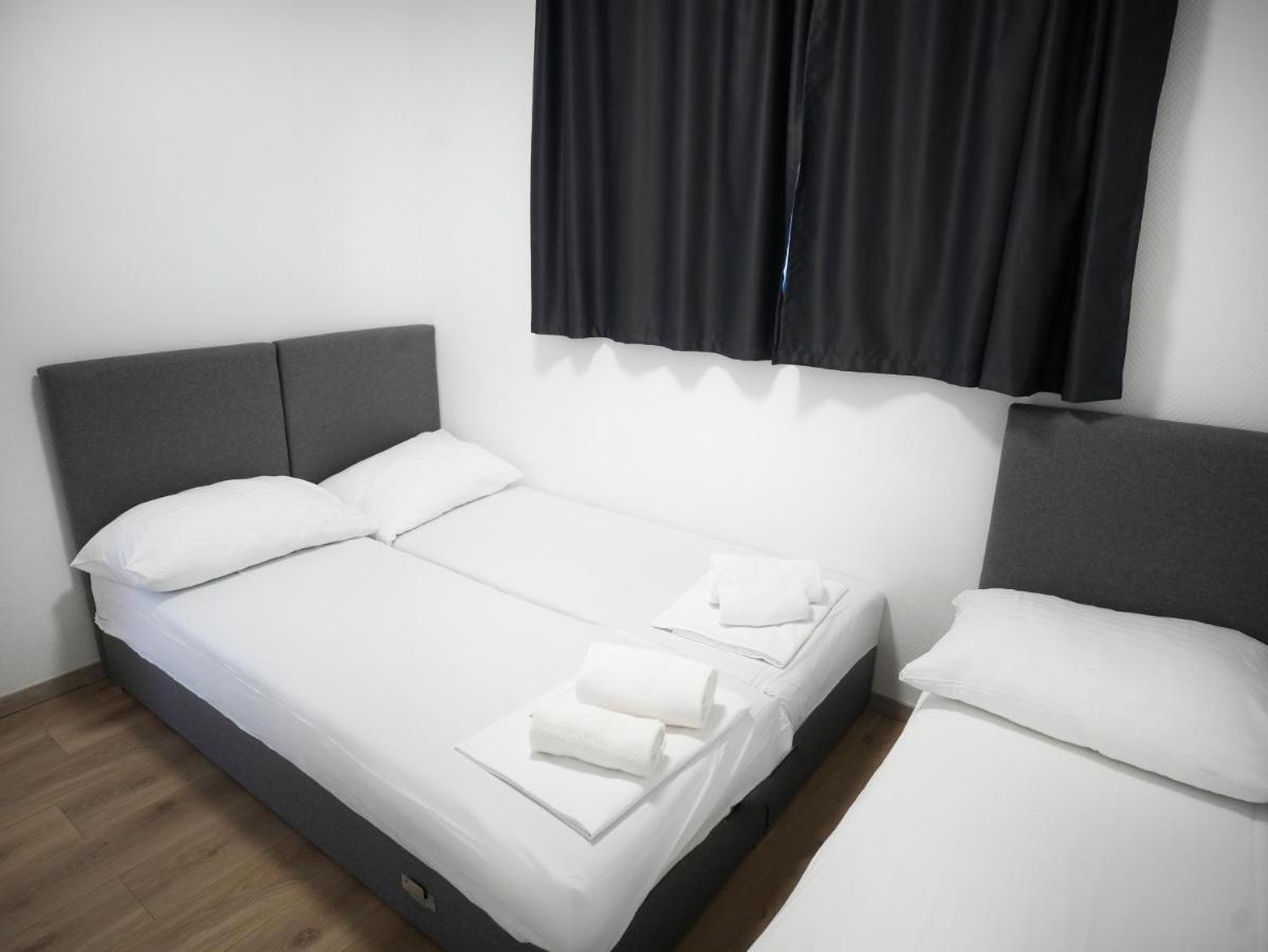 Mediteran Travel Mobile Homes Miran Pirovac Zewnętrze zdjęcie