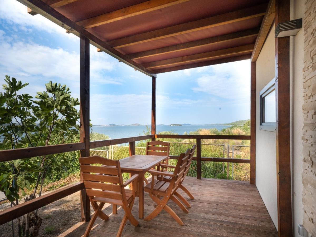 Mediteran Travel Mobile Homes Miran Pirovac Zewnętrze zdjęcie