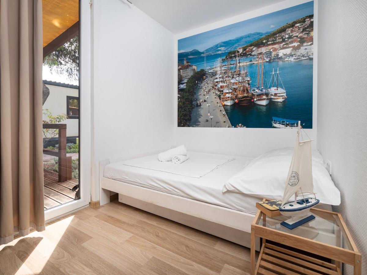 Mediteran Travel Mobile Homes Miran Pirovac Zewnętrze zdjęcie