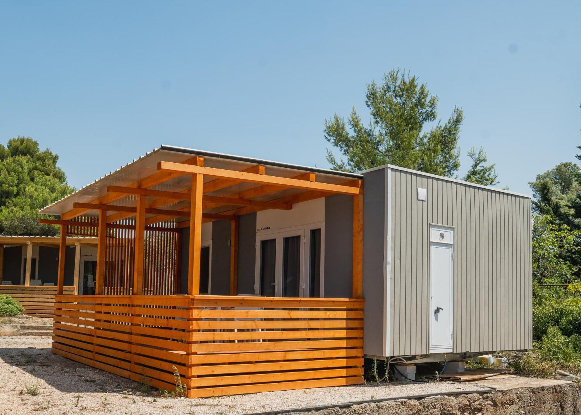 Mediteran Travel Mobile Homes Miran Pirovac Zewnętrze zdjęcie