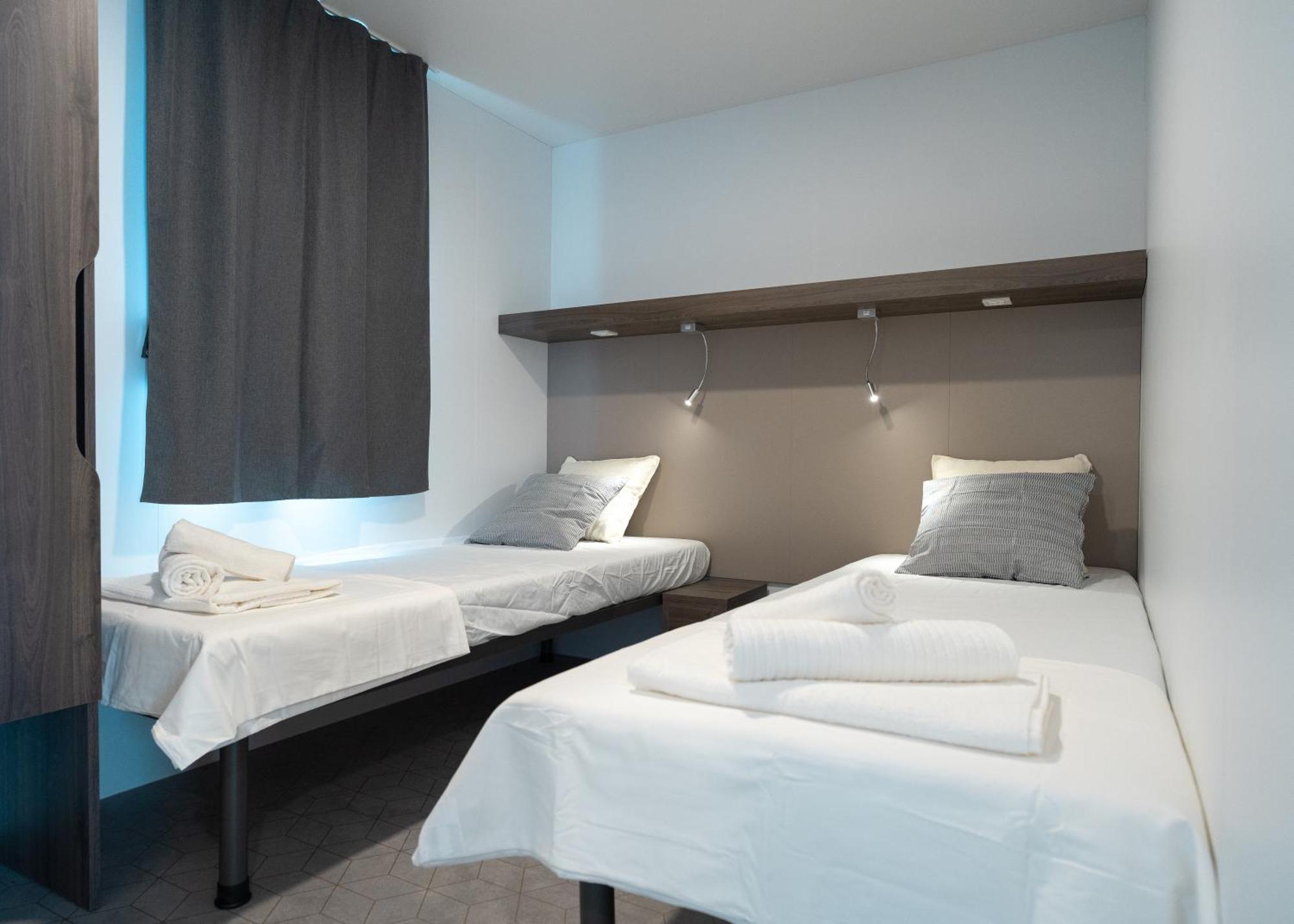 Mediteran Travel Mobile Homes Miran Pirovac Zewnętrze zdjęcie