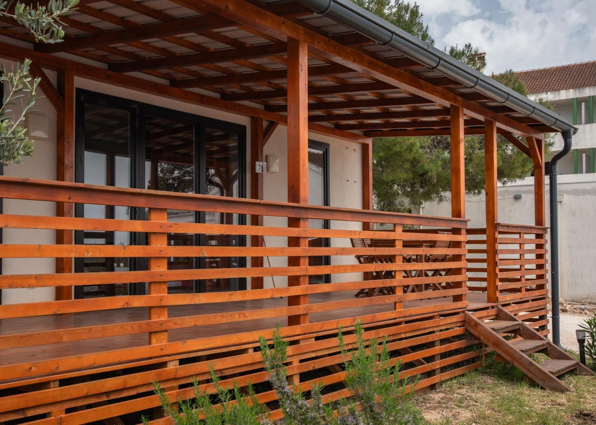 Mediteran Travel Mobile Homes Miran Pirovac Zewnętrze zdjęcie