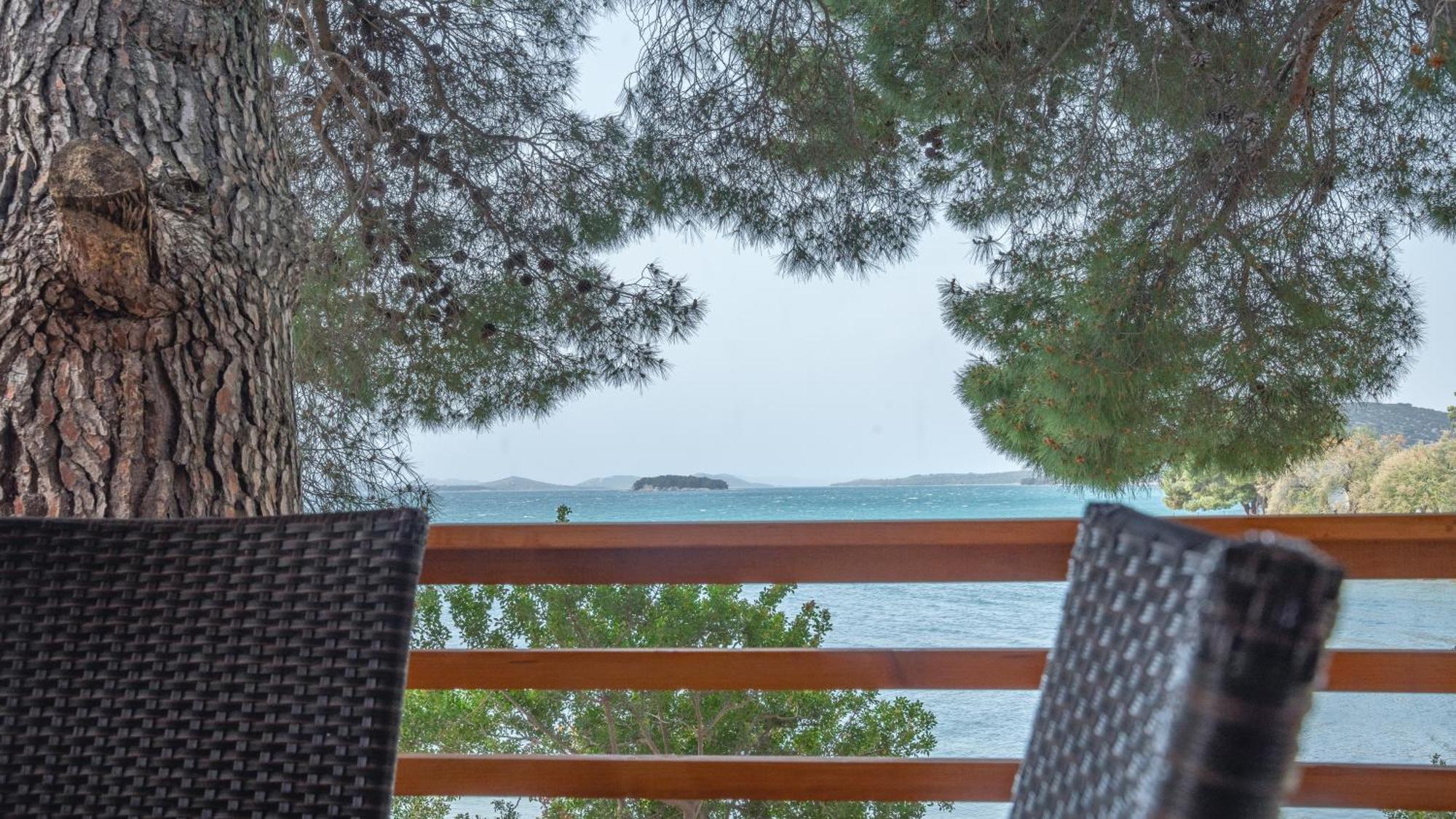 Mediteran Travel Mobile Homes Miran Pirovac Zewnętrze zdjęcie